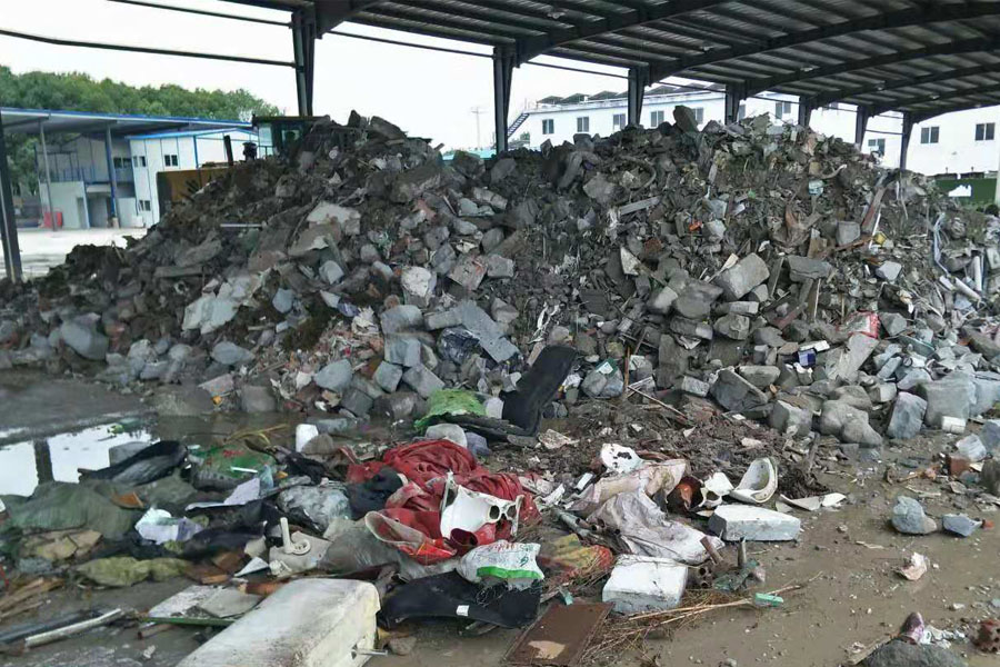 固废处理新项目｜安装中的pp电子股份江苏昆山装修垃圾处理生产线