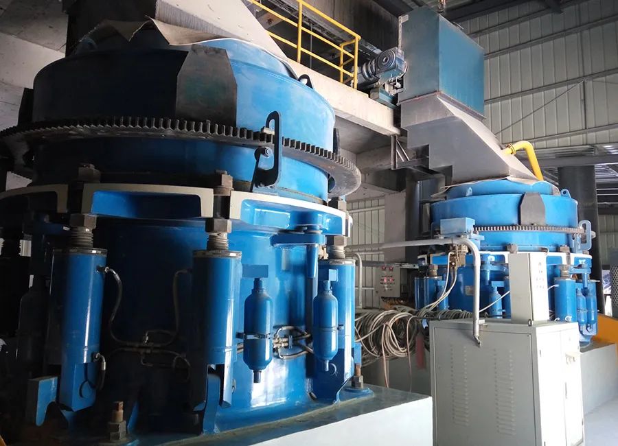 SMS系列多缸液压圆锥破碎机，精品骨料生产线的理想选择