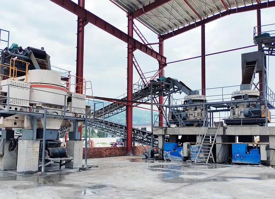 SMS系列多缸液压圆锥破碎机，精品骨料生产线的理想选择